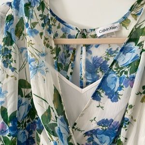 Elegant dress for beach party or wedding destination